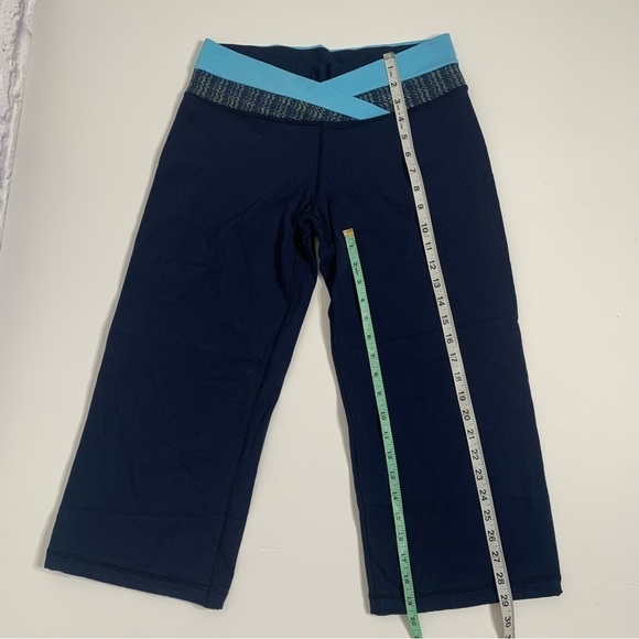 Lululemon Wide Leg Cropped Activewear Pants - Picture 15 of 16